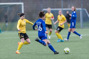 Bild 425 - F SSC Hagen Ahrensburg - SV Frisia Risum-Lindholm : Ergebnis: 1:2